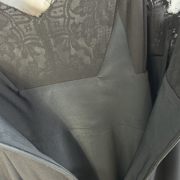 Alexander McQueen little black dress - Picture 11 of 16